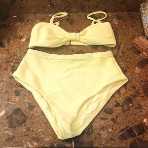 2 piece Billabong swimwear